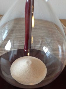 Sanduhr mit eigenem Sand - Sand läuft 20 minuten durch
